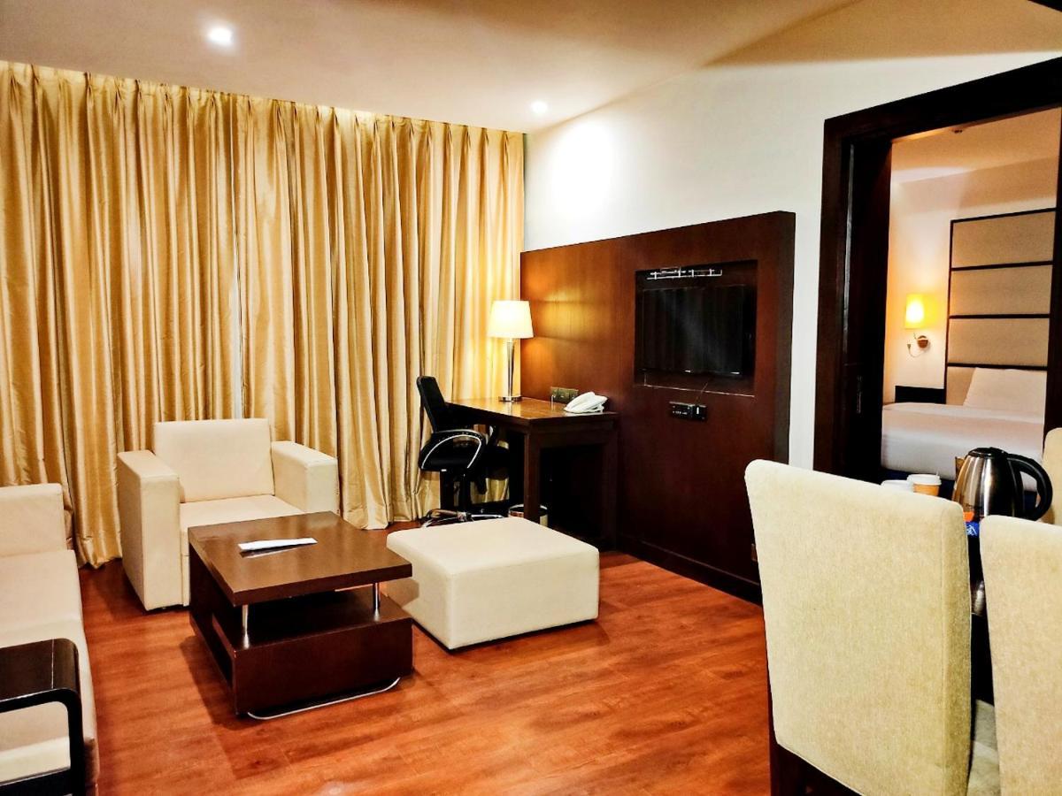 Country Inn & Suites By Radisson, Bhiwadi المظهر الخارجي الصورة